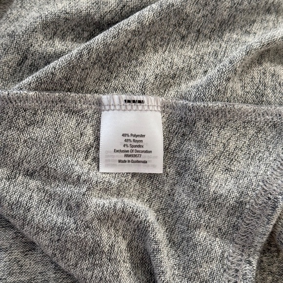 a.n.a Women’s Heather Gray Short Sleeve Shirt - Picture 6 of 8